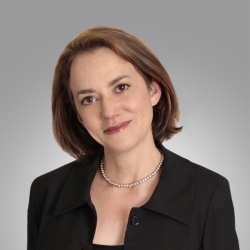 Headshot of Rebecca Moran