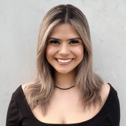 Headshot of Saloni Sharma